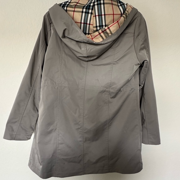 SaphiRose Women's Long Hooded Anorak Style Windbreaker Jacket | Outdoor Raincoat - Picture 5 of 7